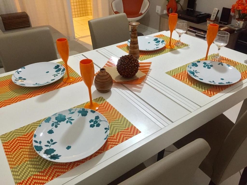 Apto Lindo Novo, Otima Localizacao Com Dois E Varanda Gourmet